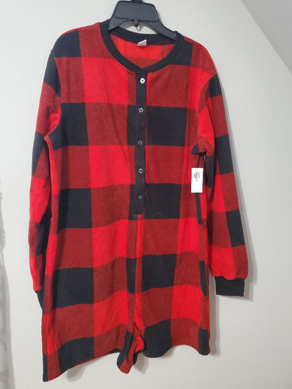 Old Navy Fleece Henley Red Black PJ Romper with Buttons Women Small Tall NEW